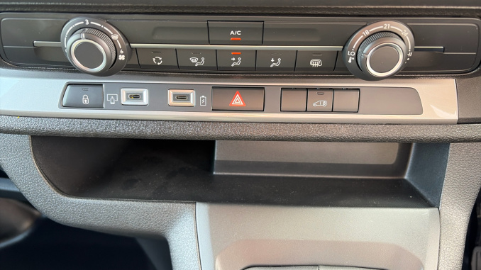 Vauxhall Vivaro L1 Diesel 1.5 Turbo D 120 Pro H1 Van - Image 49